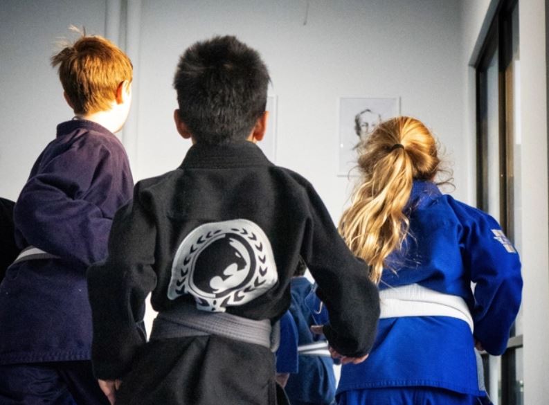 Meu Filho Está Pronto para Artes Marciais? Guia para Pais de Laval